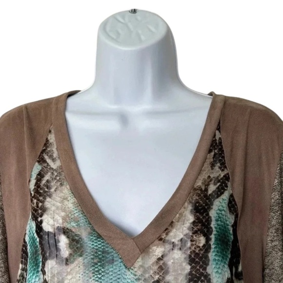 Citron Poeme snake print silky sweater top v neck long sleeve excellent Size XL - Picture 3 of 8